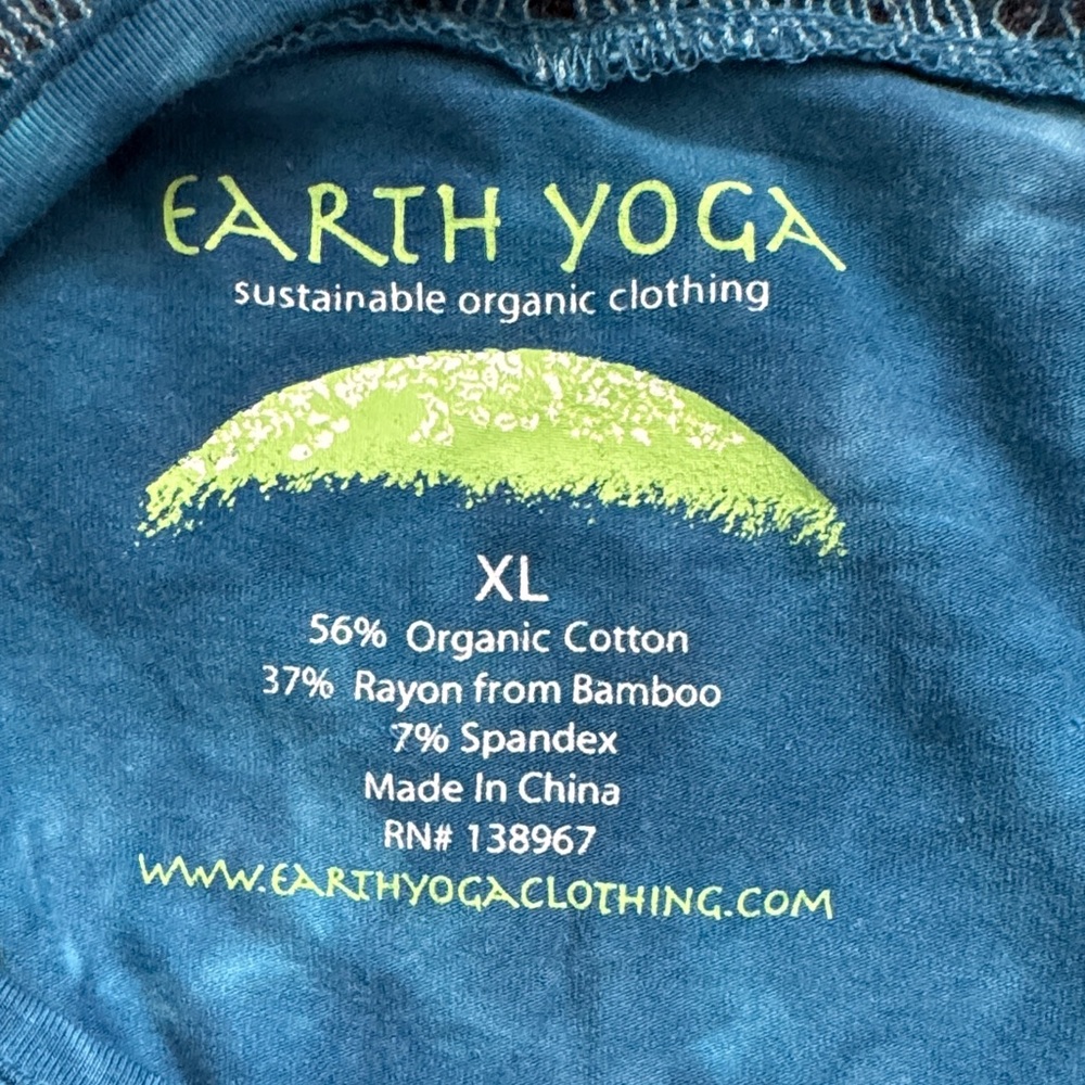 Earth Yoga Blue Tie-Dye V-Neck Short Sleeve Top size XL - Picture 8 of 8